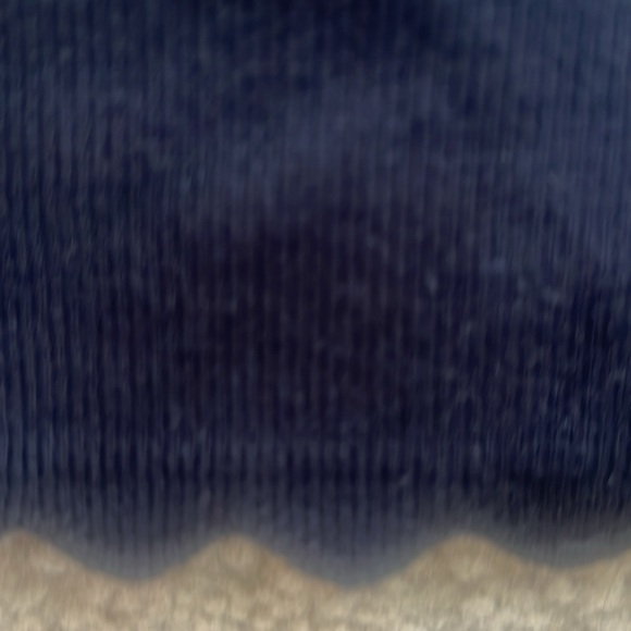 Beautiful black camisole - Picture 4 of 7